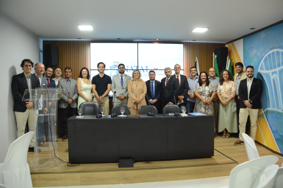 PGM-Natal empossa novos procuradores e homenageia servidores aposentados