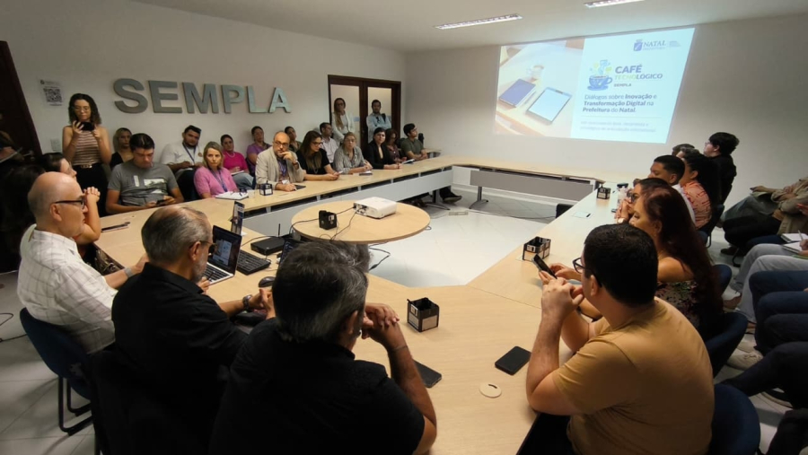 “Café Tecnológico” fortalece cultura digital e integração entre equipes na Prefeitura do Natal