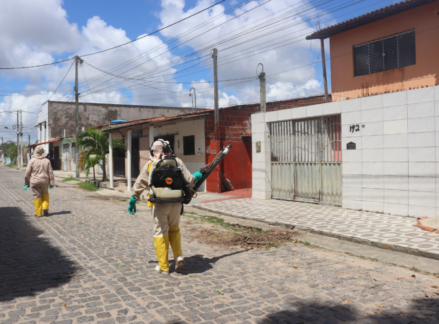 UVZ Natal realiza ação de combate às arboviroses no bairro Jardim Primavera