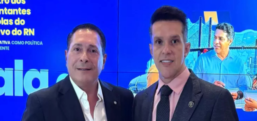ALRN: Presidente da Assembleia do RN, Ezequiel Ferreira, participa ao lado do presidente da Câmara de Natal, Eriko Jácome, do V Encontro das Escolas do Legislativo do RN